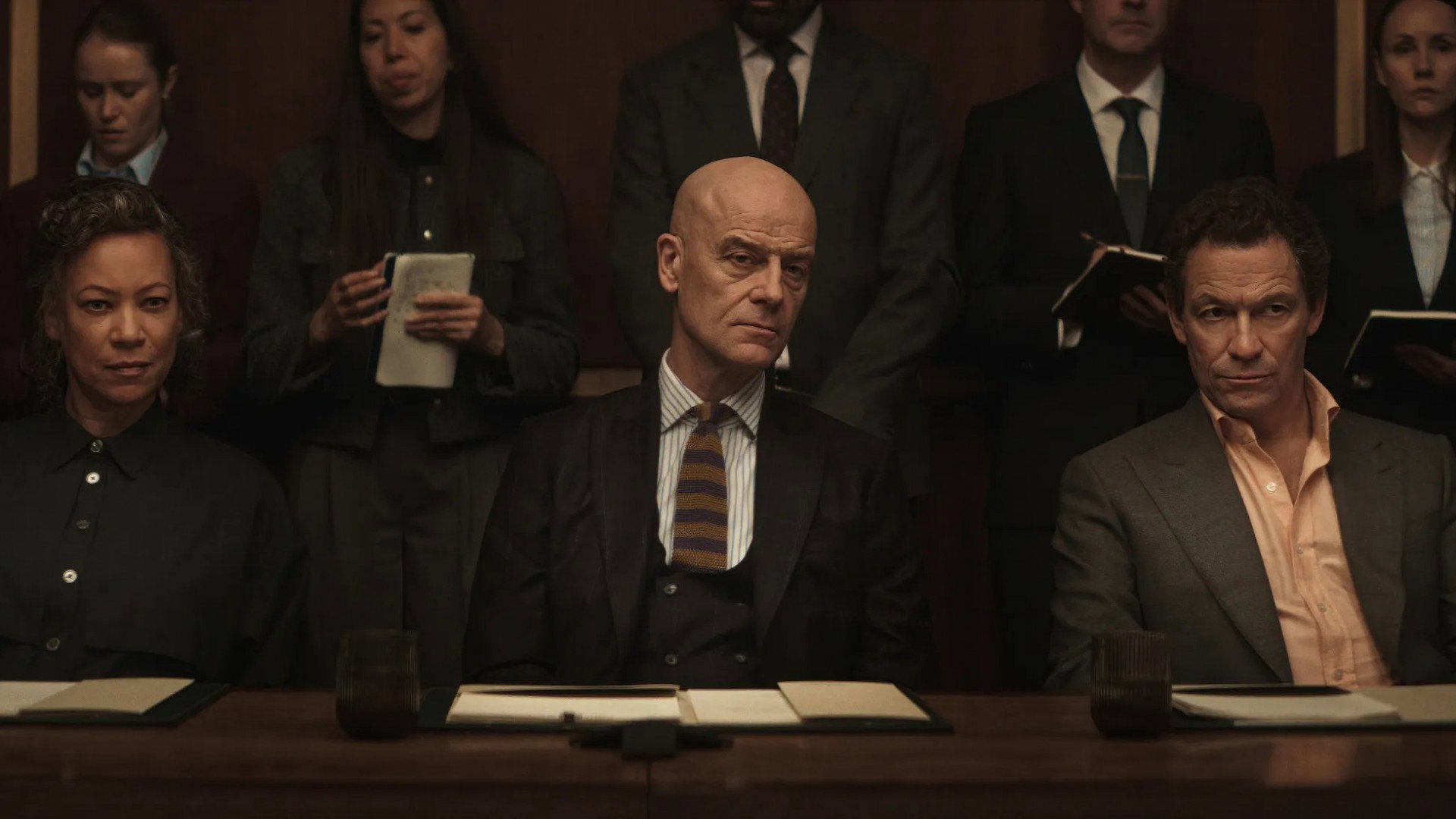 Guerra: O novo drama jurídico que redefine a elite de Londres Imagem da notícia: Guerra: O novo drama jurídico que redefine a elite de Londres